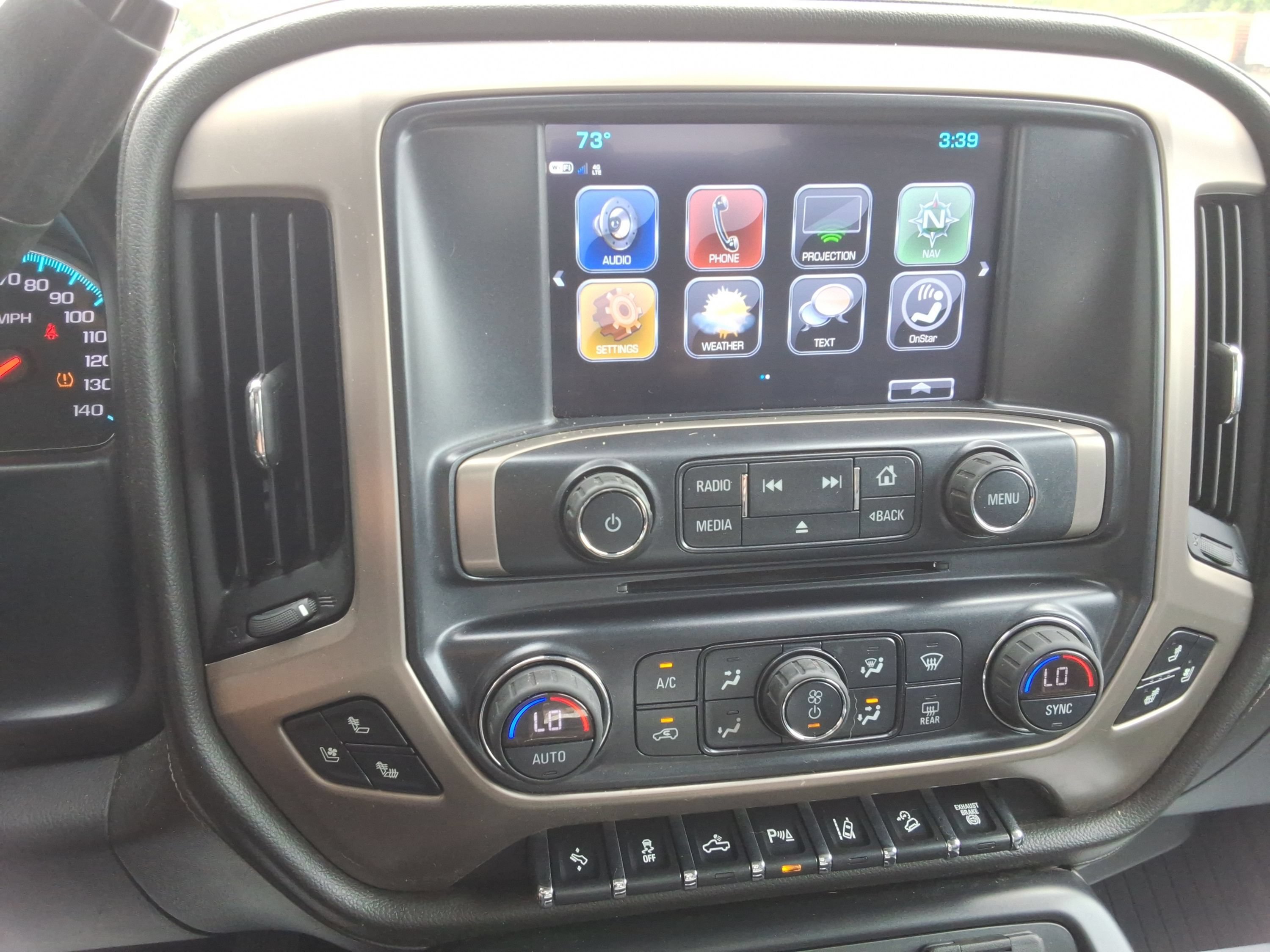 Used 2019 GMC Sierra 2500 Denali w/ Duramax Plus Package AWD/4WD image 15