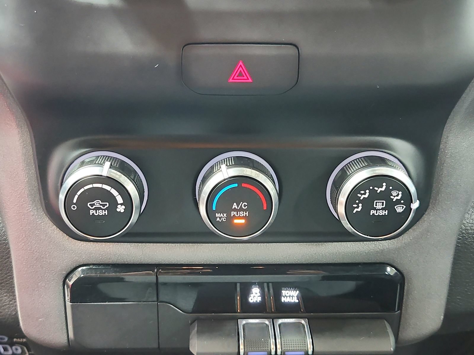 Used 2021 RAM 1500 Big Horn AWD/4WD image 28