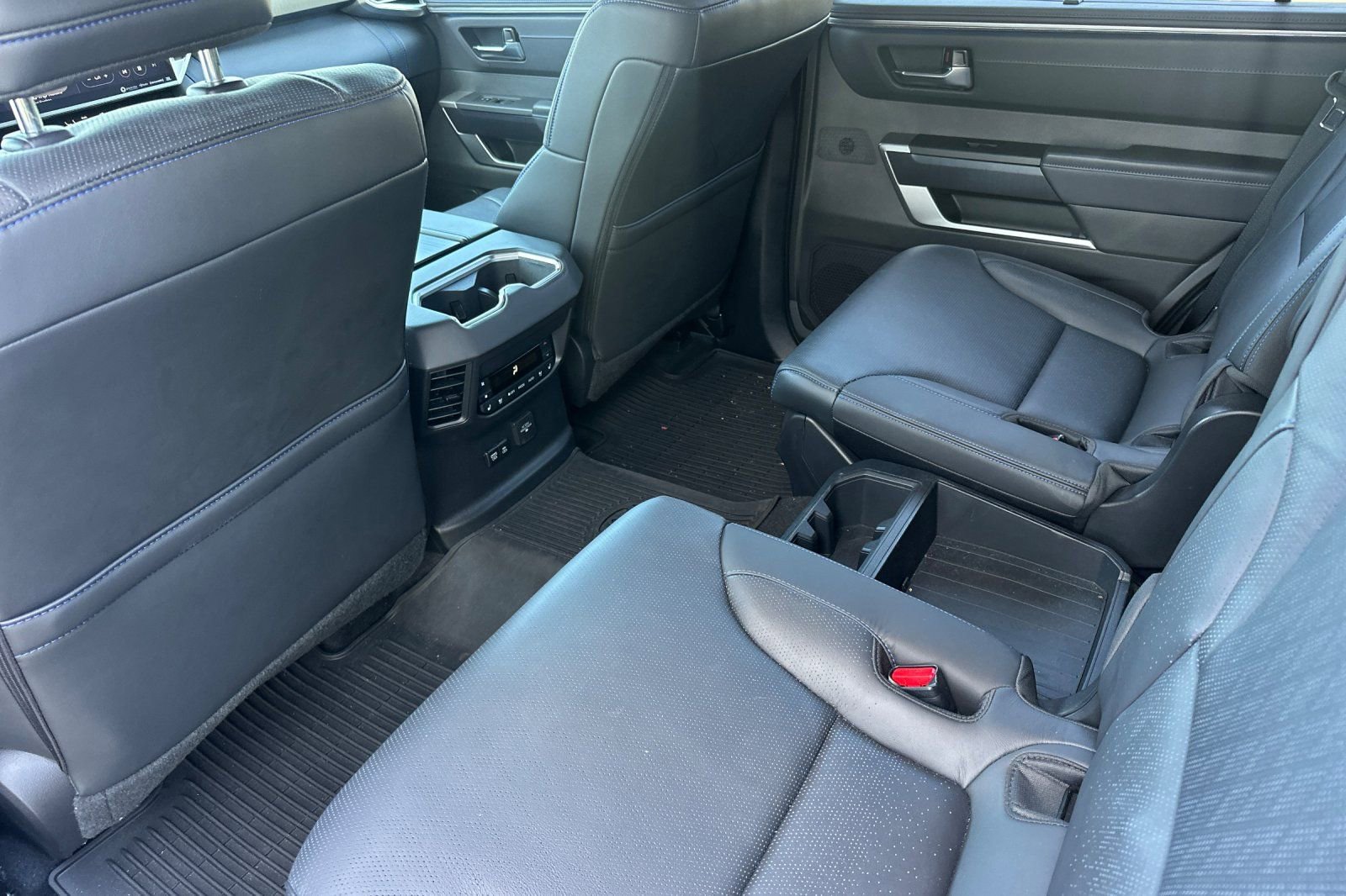 Used 2024 Toyota Sequoia Platinum image 14