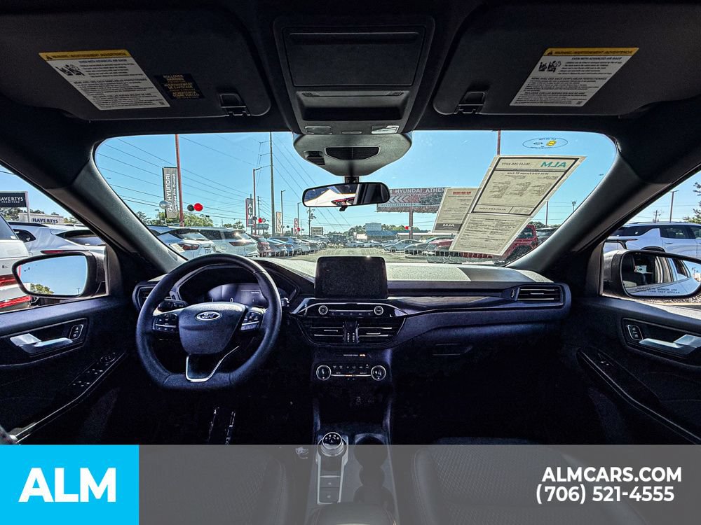 Used 2026 Ford Escape ST-Line FWD image 18