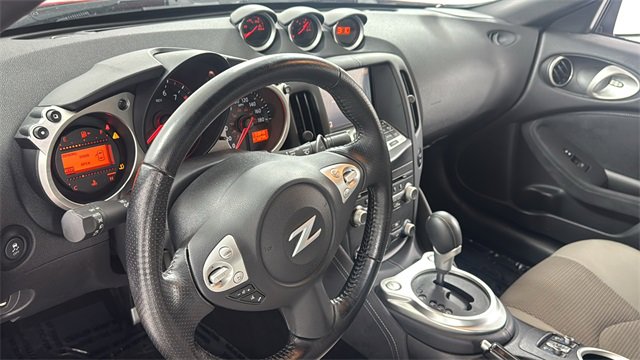Used 2017 Nissan 370Z Touring image 28