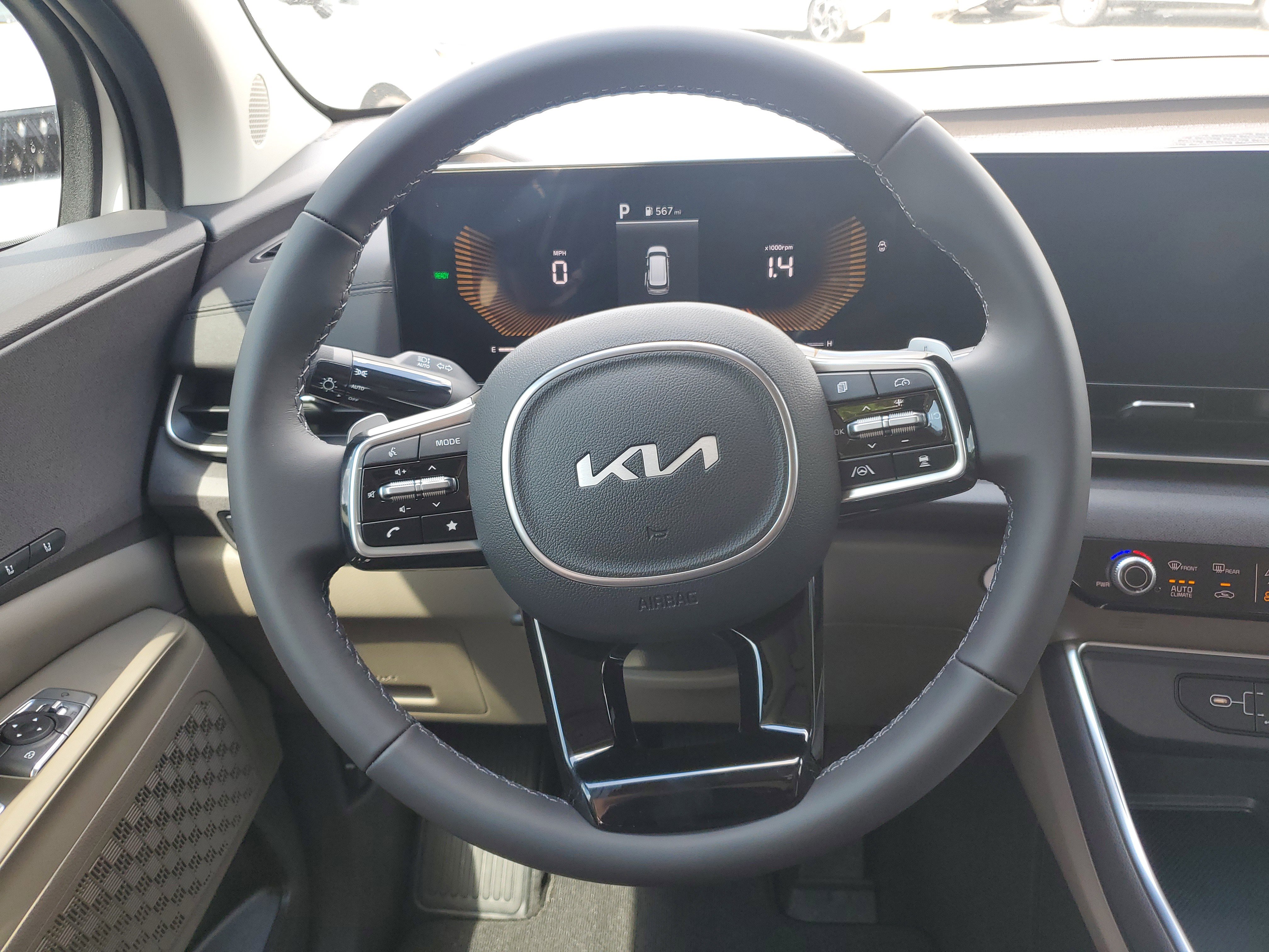 New 2026 Kia Carnival EX image 25