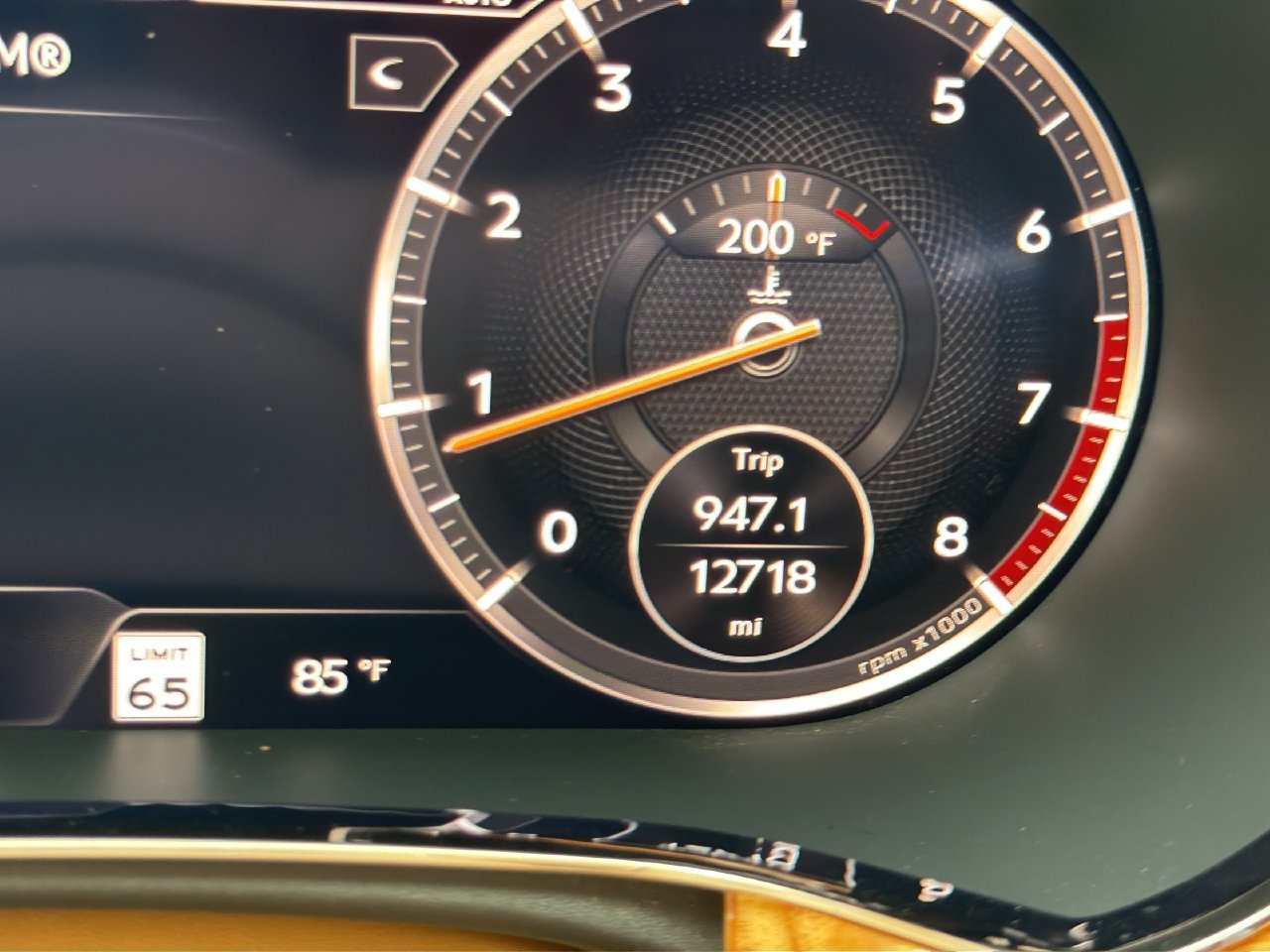 Certified 2023 Bentley Continental GT V8 AWD/4WD image 27