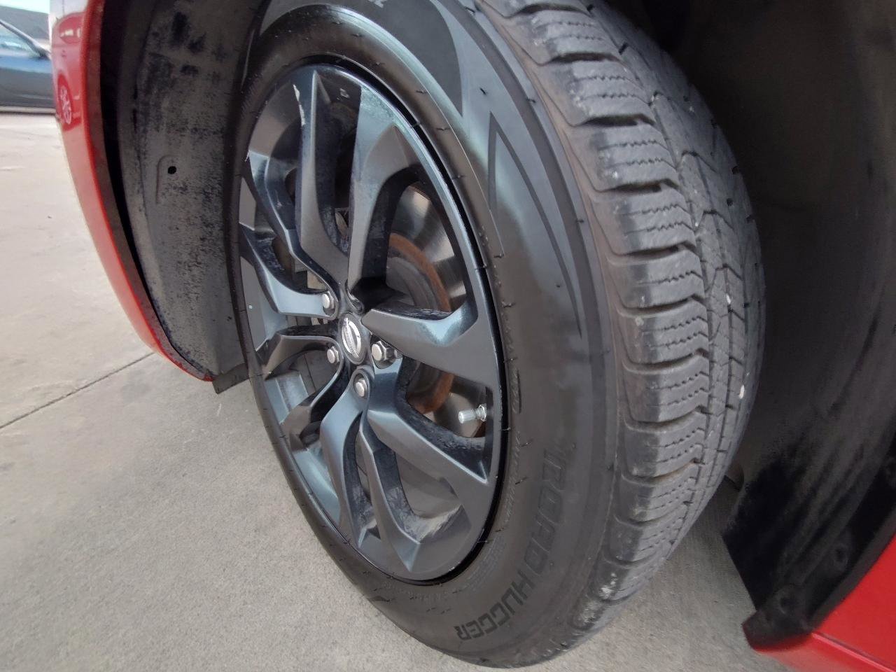 Used 2015 Nissan 370Z Coupe image 29