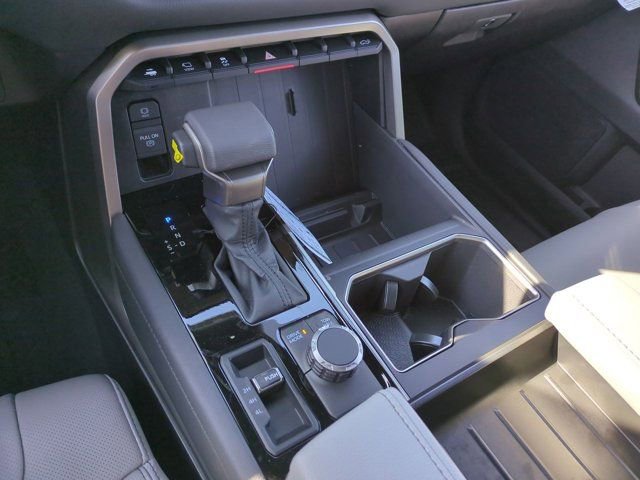 New 2026 Toyota Tundra Limited AWD/4WD image 14