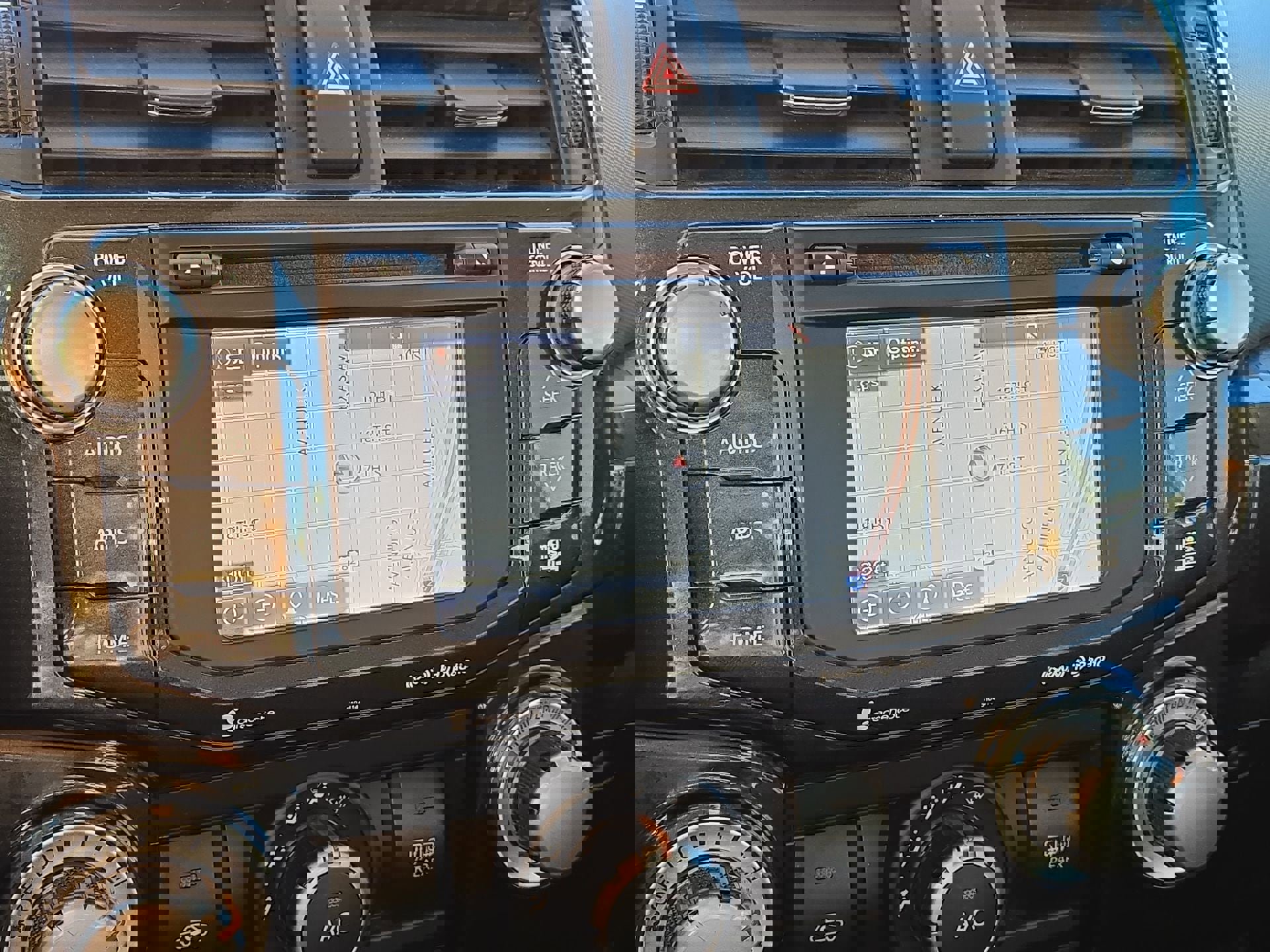 Used 2019 Toyota 4Runner TRD Off-Road Premium image 19