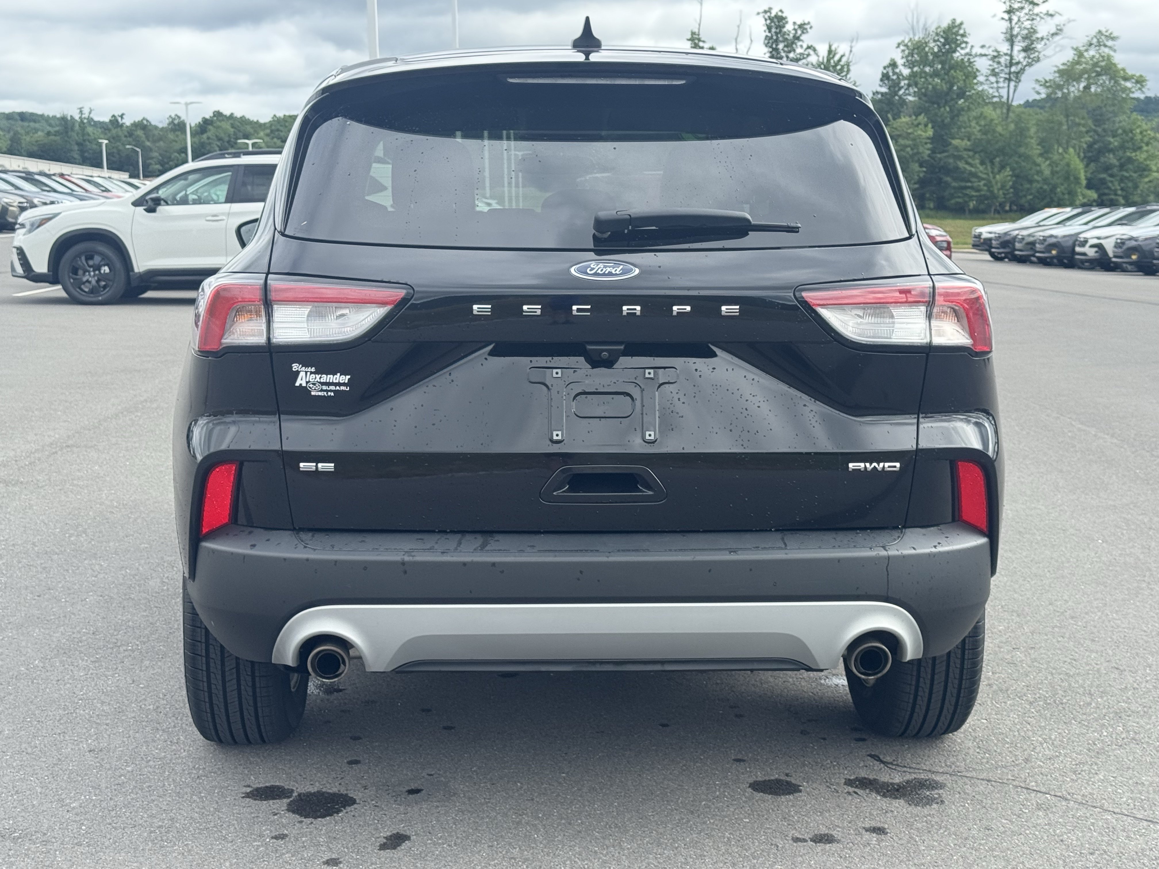Used 2022 Ford Escape SE w/ Convenience Package AWD/4WD image 4