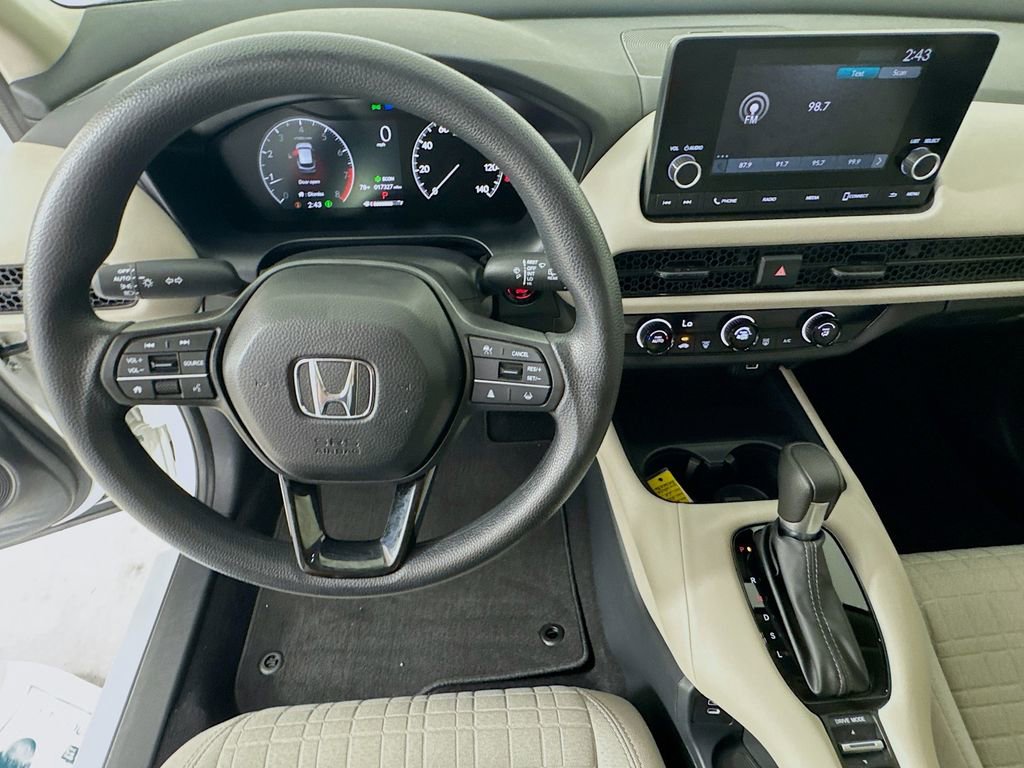 Used 2024 Honda HR-V LX image 13