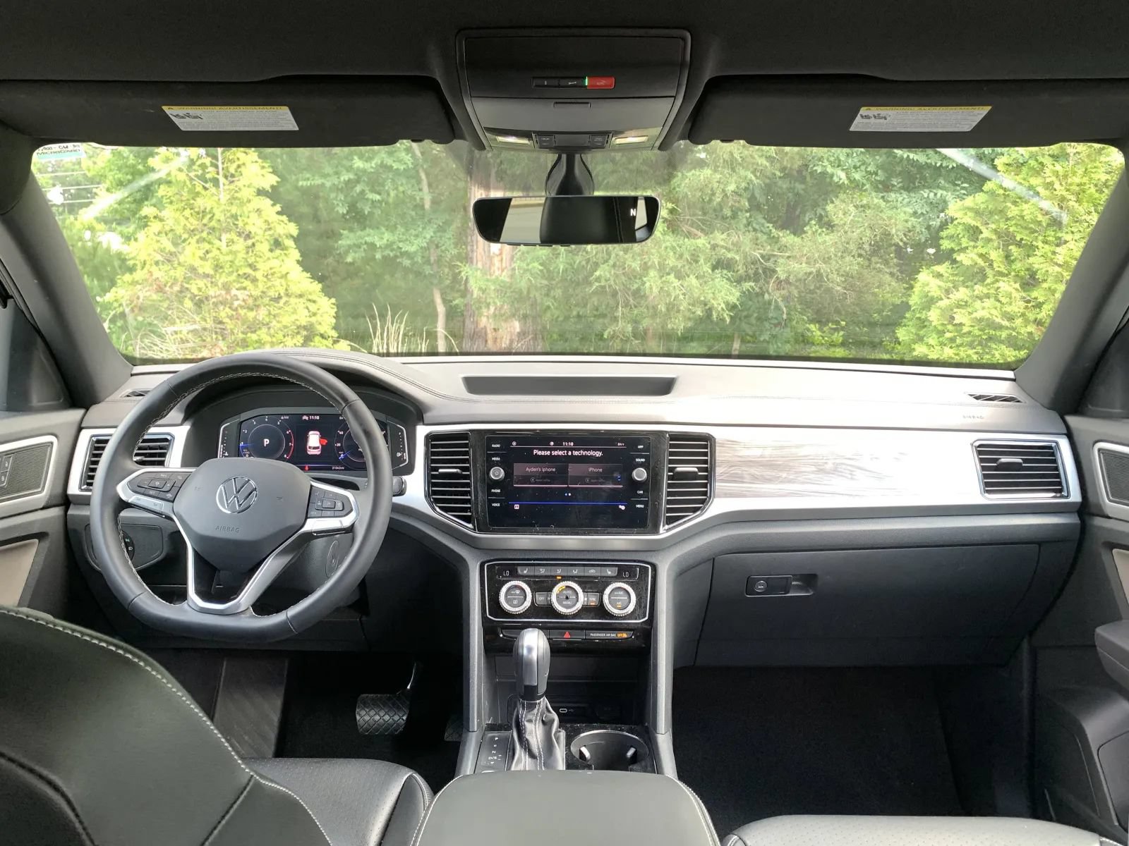 Used 2023 Volkswagen Atlas Cross Sport SE FWD image 11