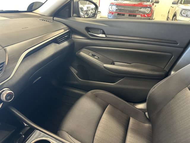 Used 2024 Nissan Altima 2.5 SV AWD/4WD image 24
