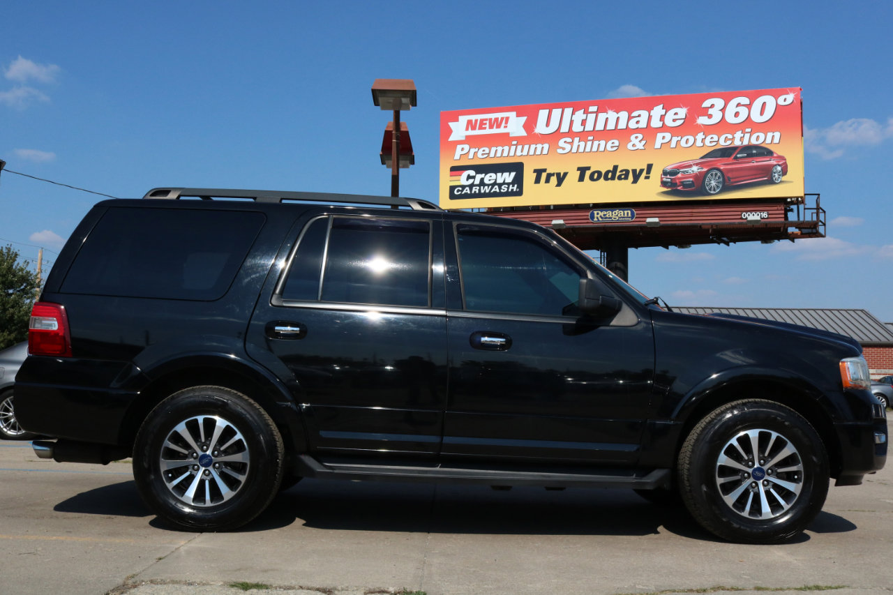 Used 2017 Ford Expedition XLT w/ Equipment Group 202A image 7