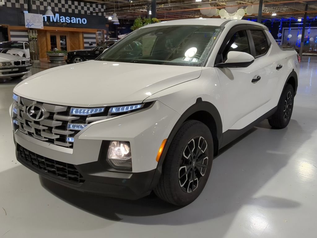 Used 2023 Hyundai Santa Cruz SE AWD/4WD image 1