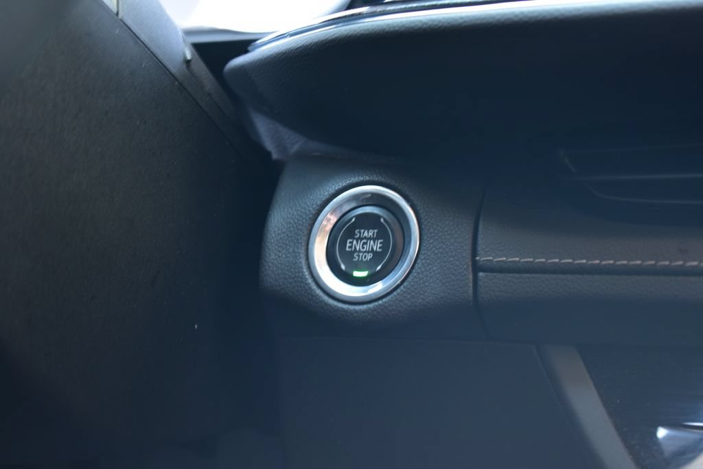 Used 2023 Buick Envision Essence w/ Sport Touring Package FWD image 40