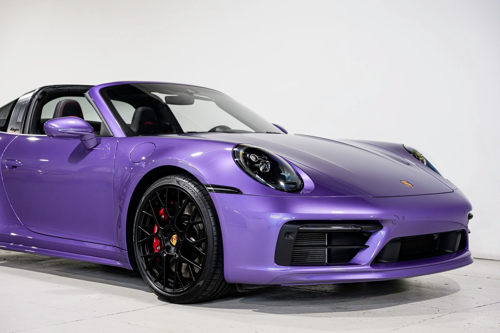 Used 2024 Porsche 911 Targa 4 GTS AWD/4WD image 43