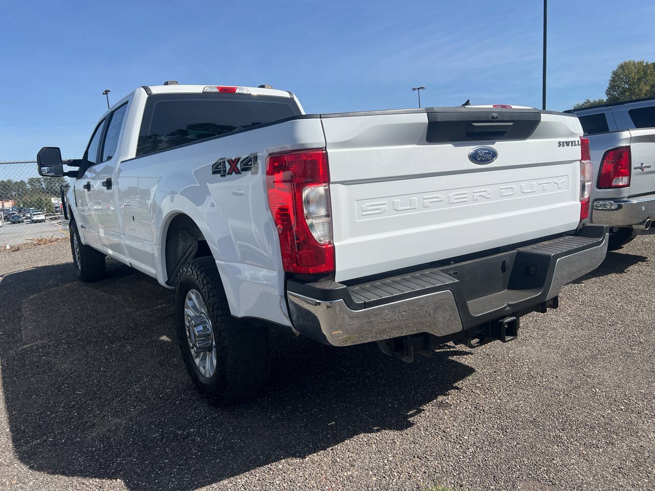 Used 2022 Ford F250 XL w/ STX Appearance Package AWD/4WD image 6