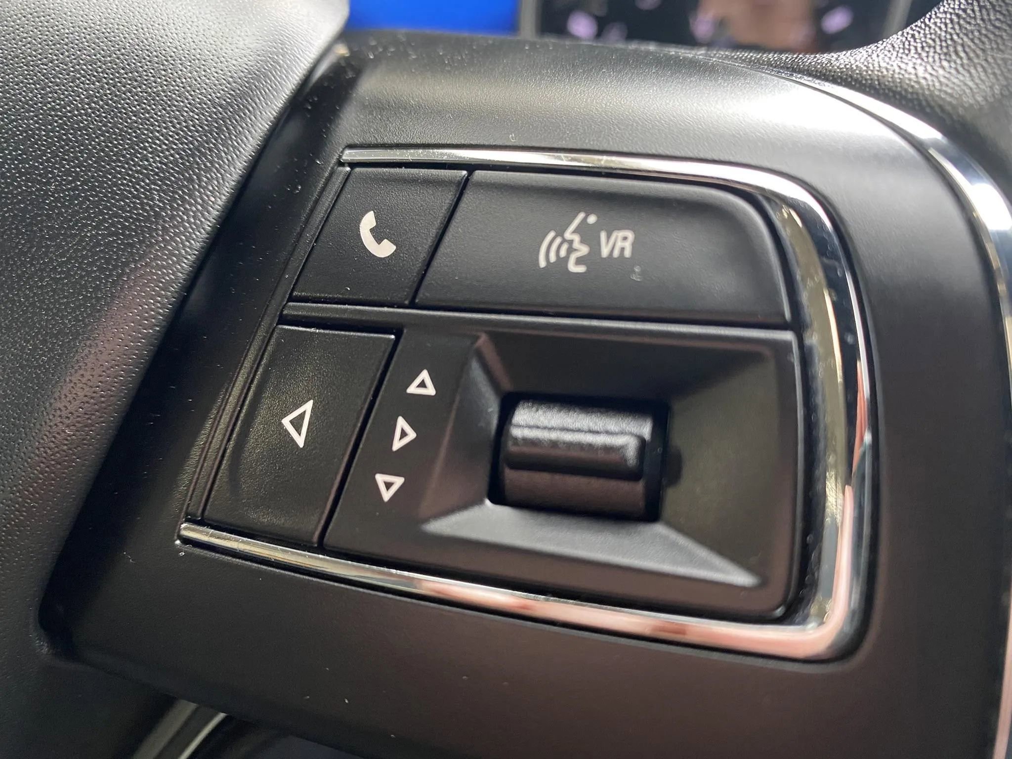 Used 2018 Maserati Levante image 22