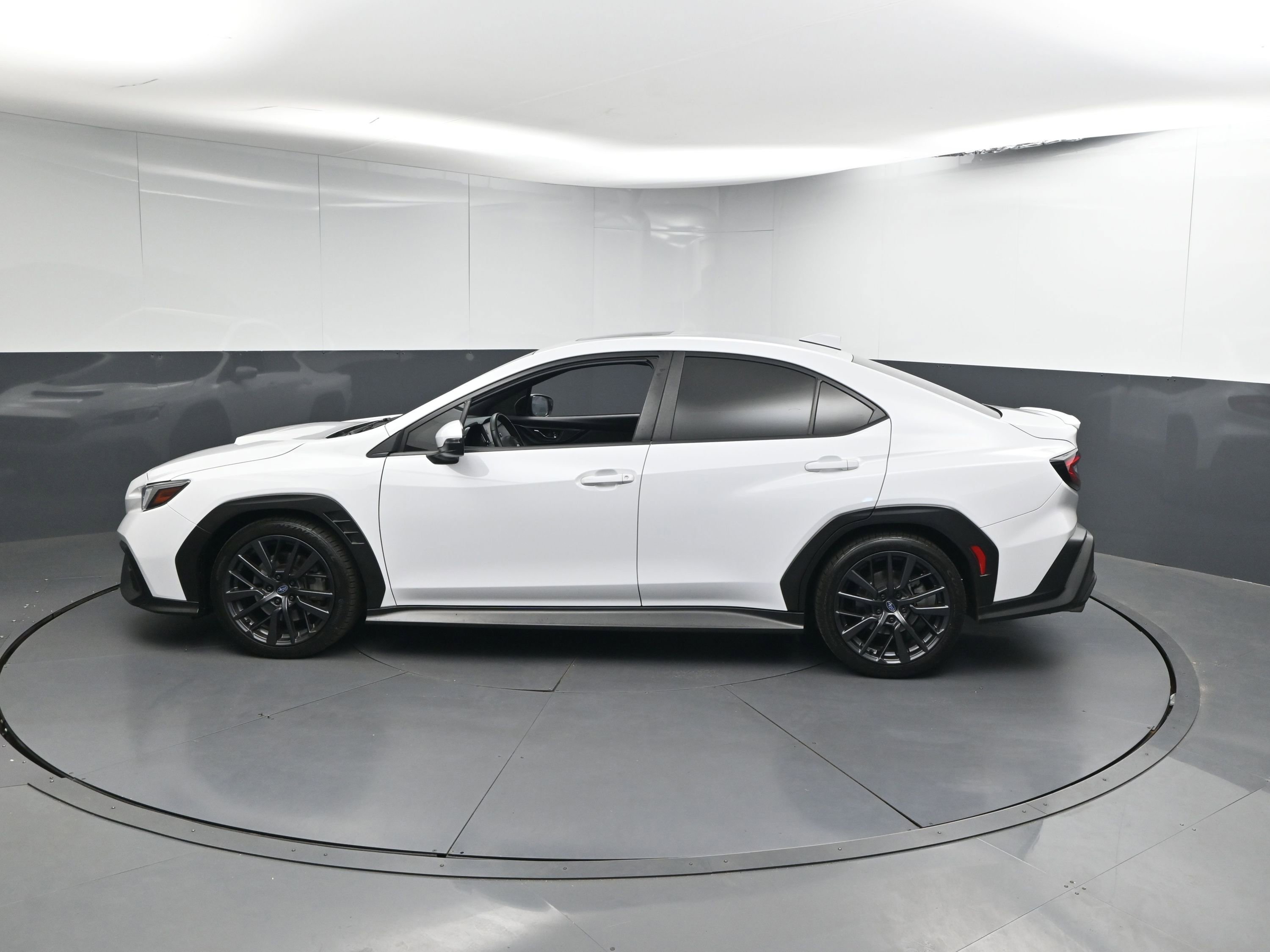 Used 2022 Subaru WRX Limited image 2