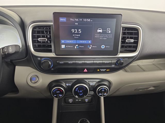Used 2025 Hyundai Venue SEL image 22