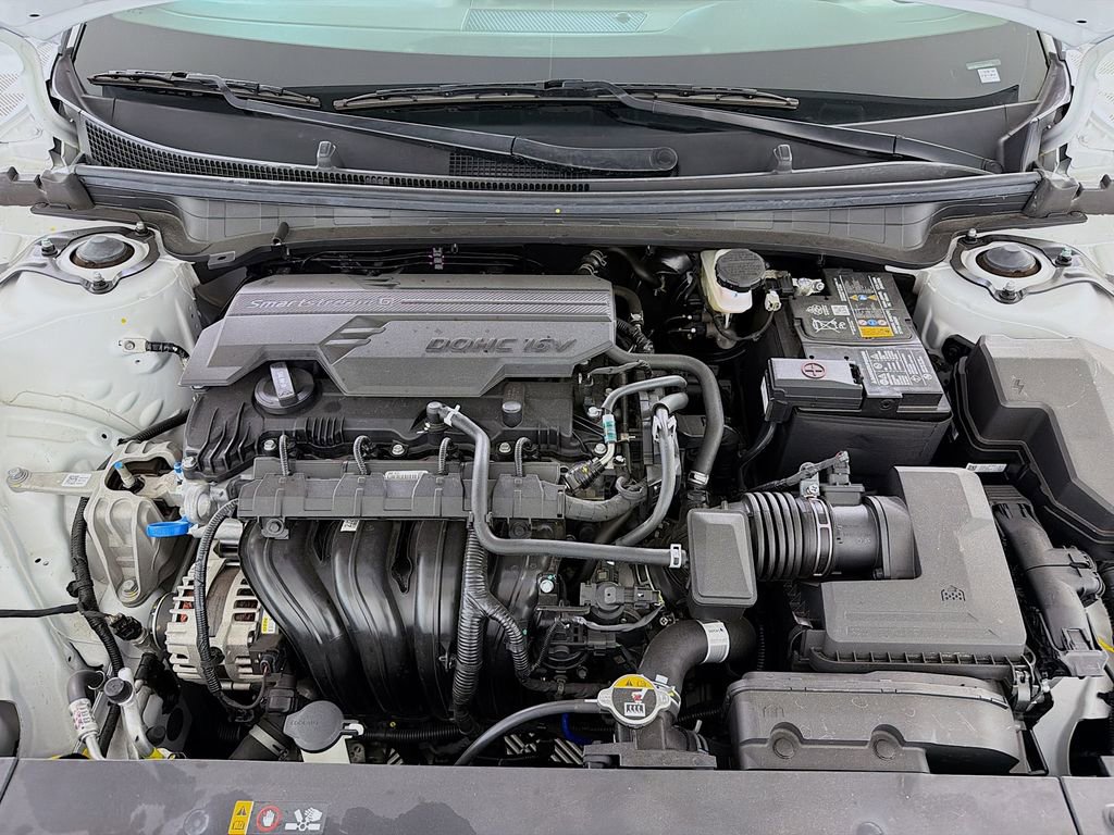 Used 2025 Kia K4 GT-Line w/ GT-Line Premium Package image 32