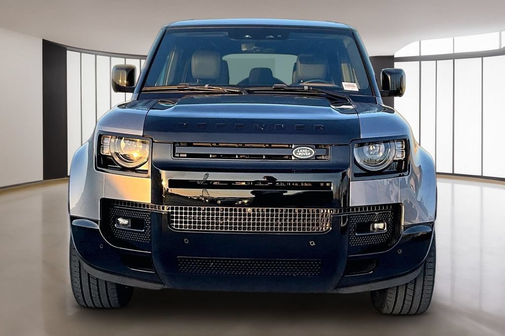 Certified 2023 Land Rover Defender 110 X AWD/4WD image 2