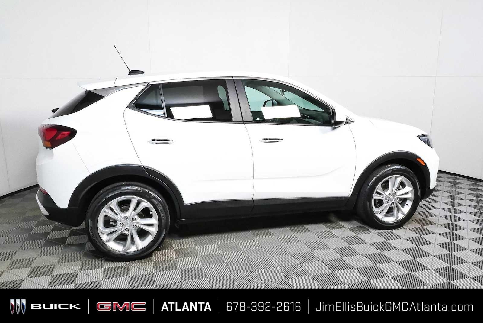 Certified 2023 Buick Encore GX Preferred FWD image 3