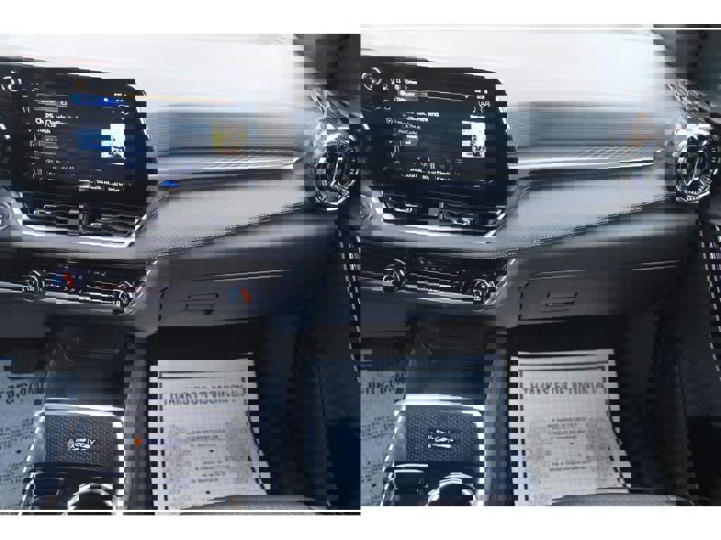 Used 2025 Chevrolet Equinox LT w/ Convenience Package II image 15