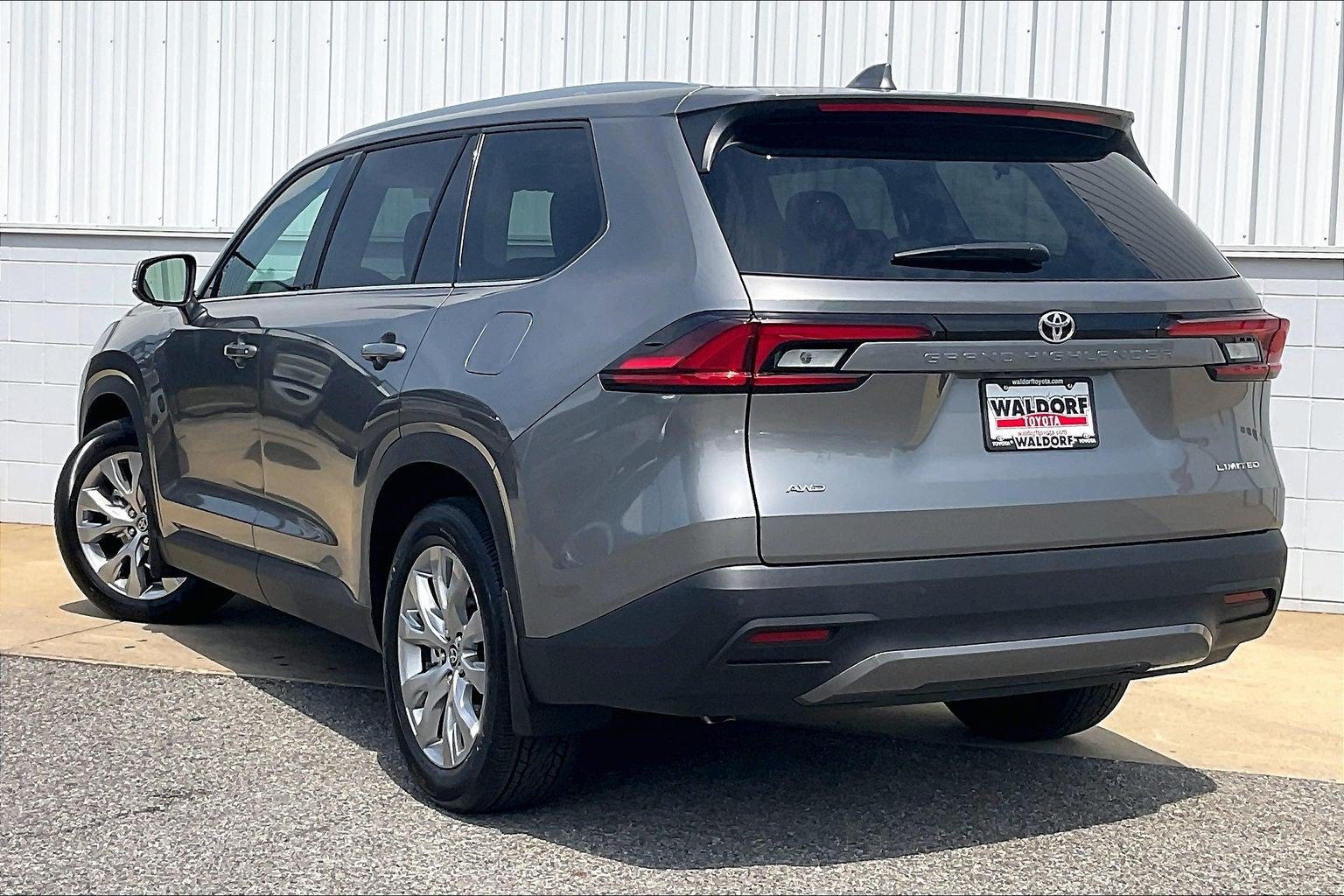 New 2026 Toyota Grand Highlander AWD image 3