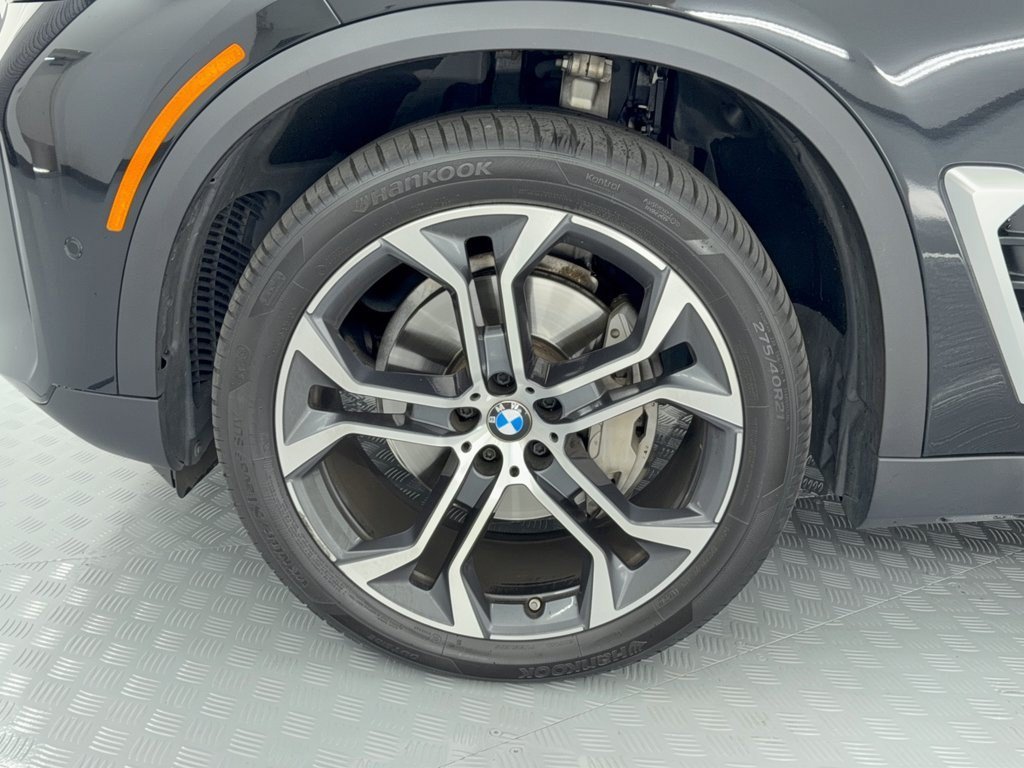 Used 2024 BMW X5 xDrive40i w/ Premium Package AWD/4WD image 13