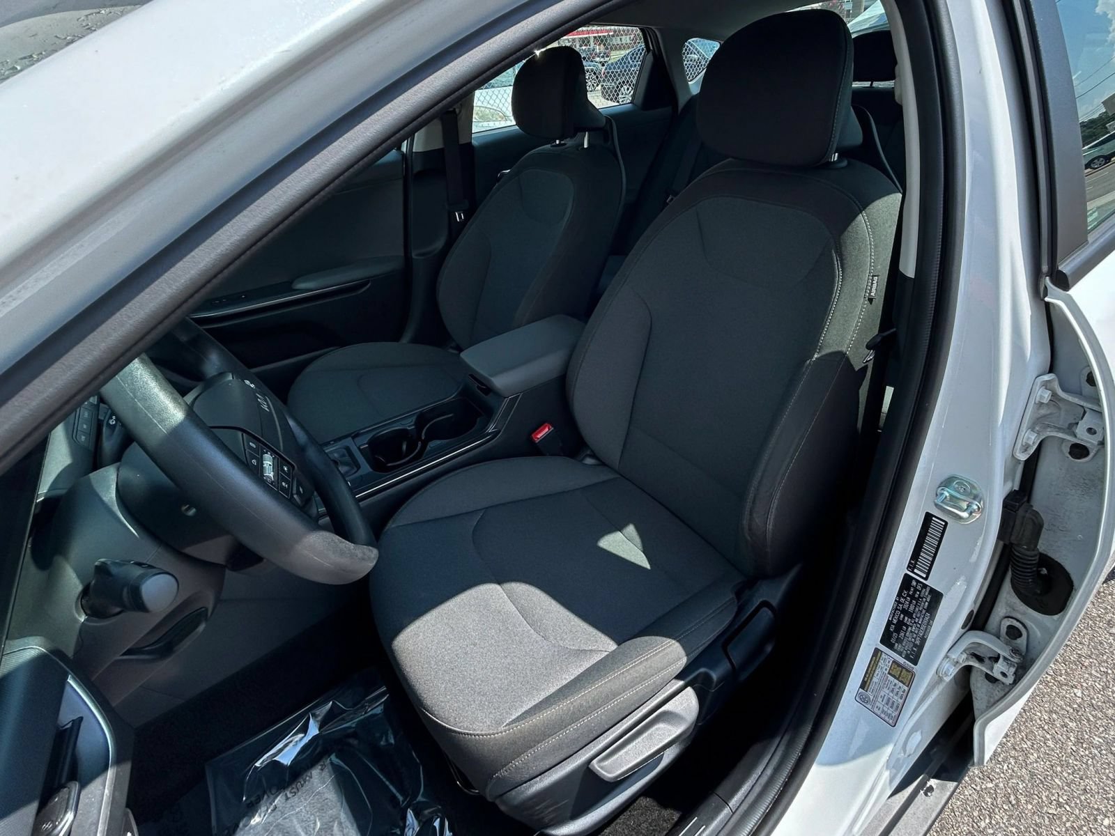 Used 2025 Kia K4 FWD image 35