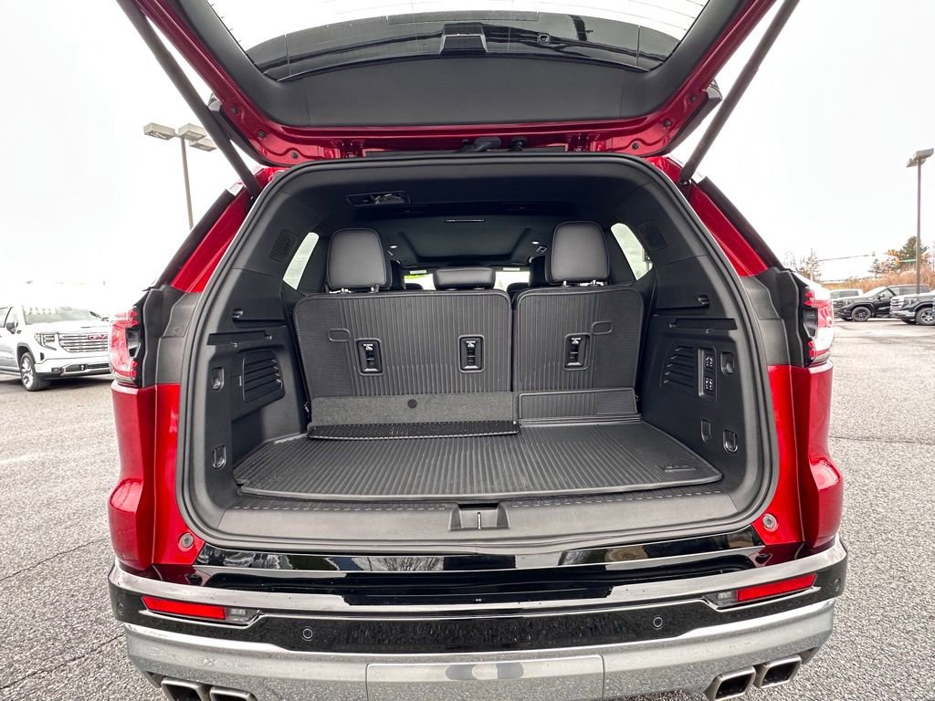 Used 2025 GMC Acadia Denali w/ Super Cruise Package image 39