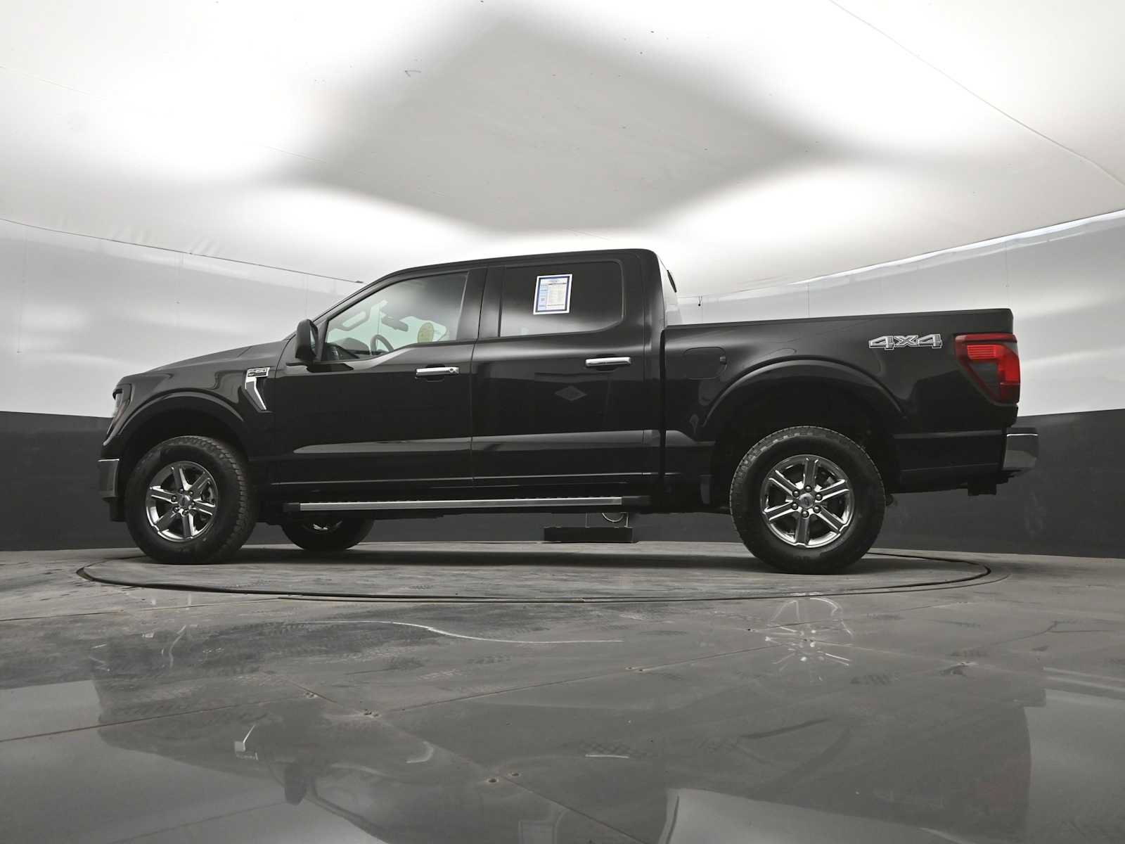 Used 2025 Ford F150 XLT w/ Equipment Group 301A Standard AWD/4WD image 40
