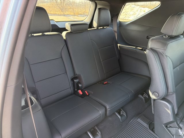 New 2026 Chevrolet Traverse LT image 31