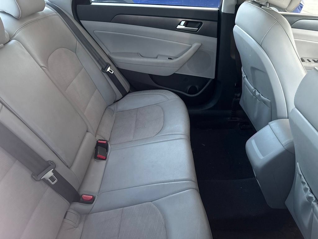 Used 2017 Hyundai Sonata Sport w/ Value Edition Package 02 FWD image 11