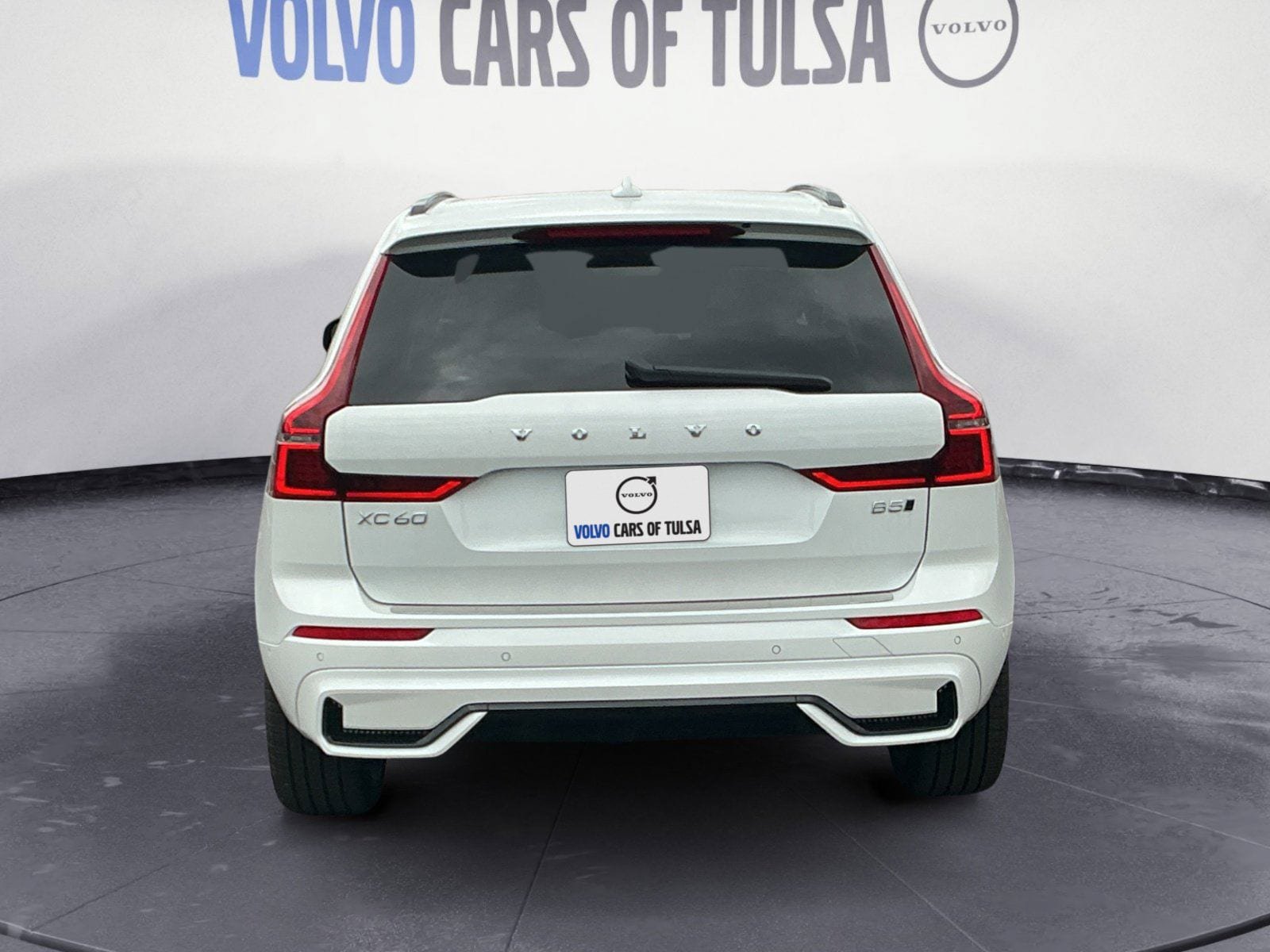 New 2026 Volvo XC60 B5 Ultra w/ Protection Package Premier AWD/4WD image 4