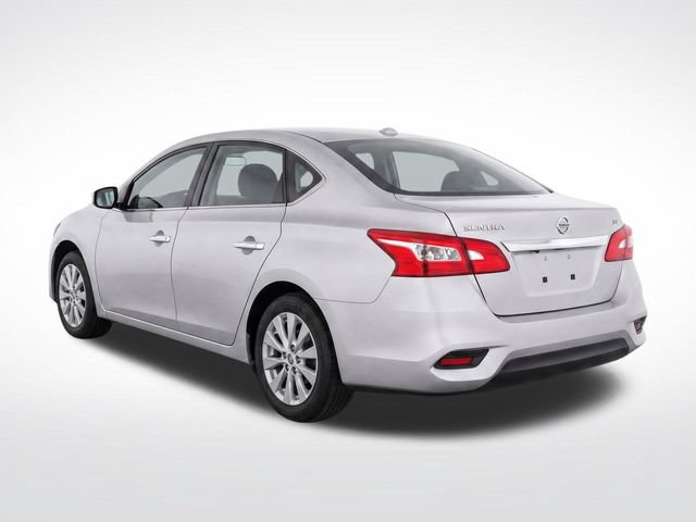Used 2016 Nissan Sentra SV FWD image 4