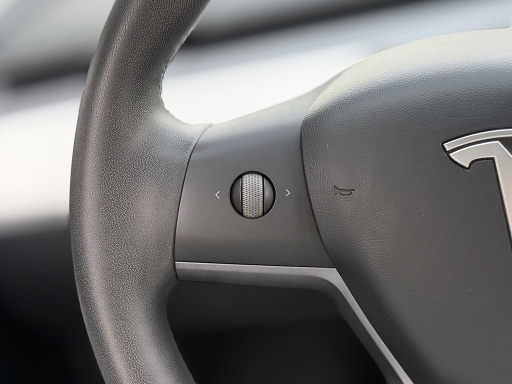 Used 2020 Tesla Model 3 Standard Range Plus image 44