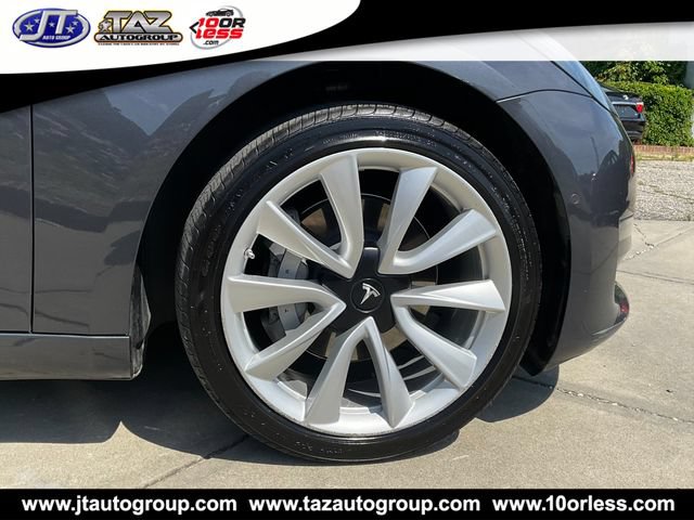 Used 2018 Tesla Model 3 Mid Range RWD image 9