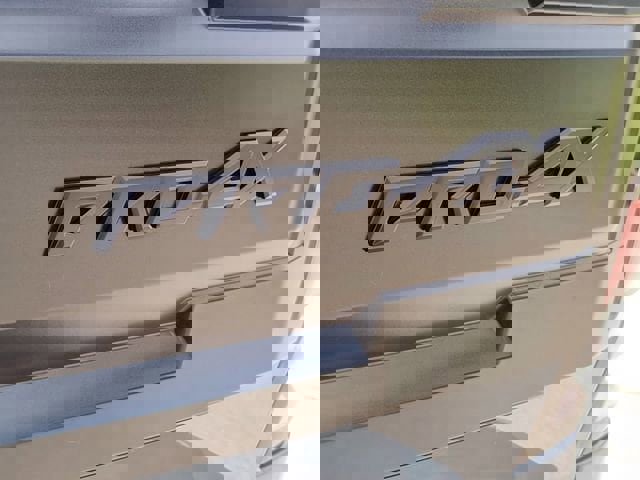 New 2026 Nissan Frontier PRO-4X w/ Pro-4x Convenience Package image 4