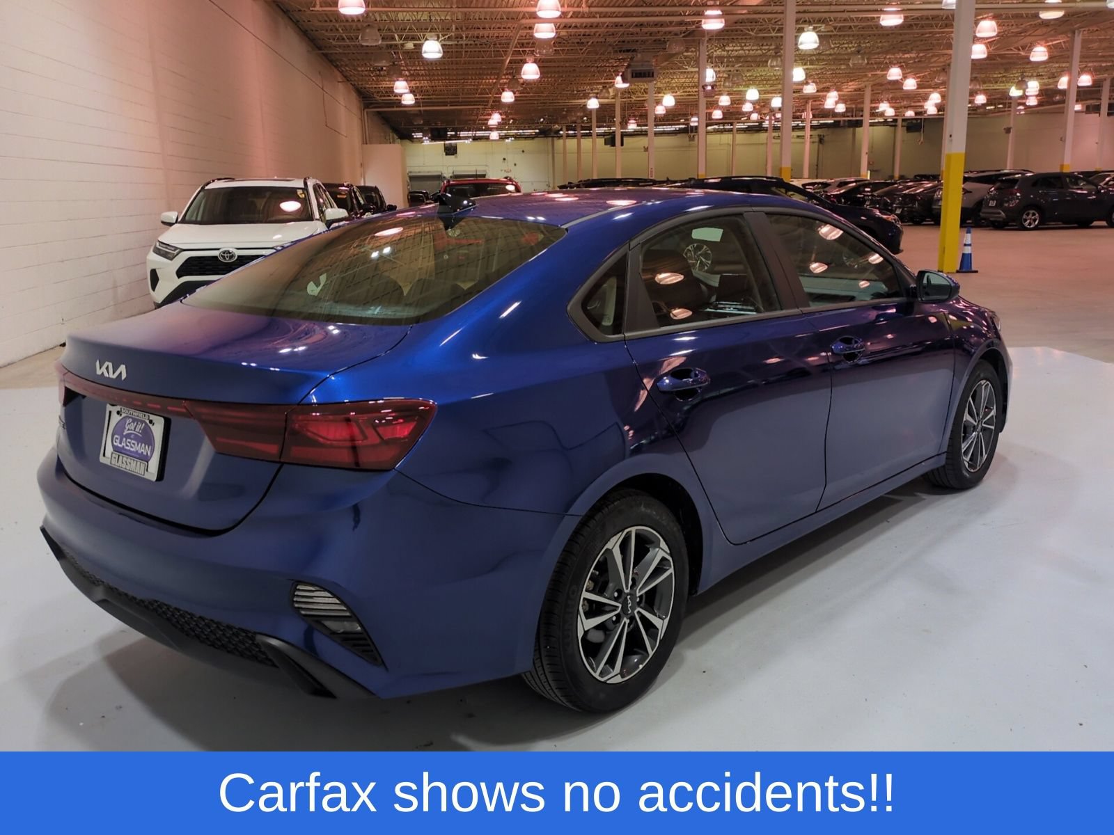 Certified 2024 Kia Forte LXS FWD image 3