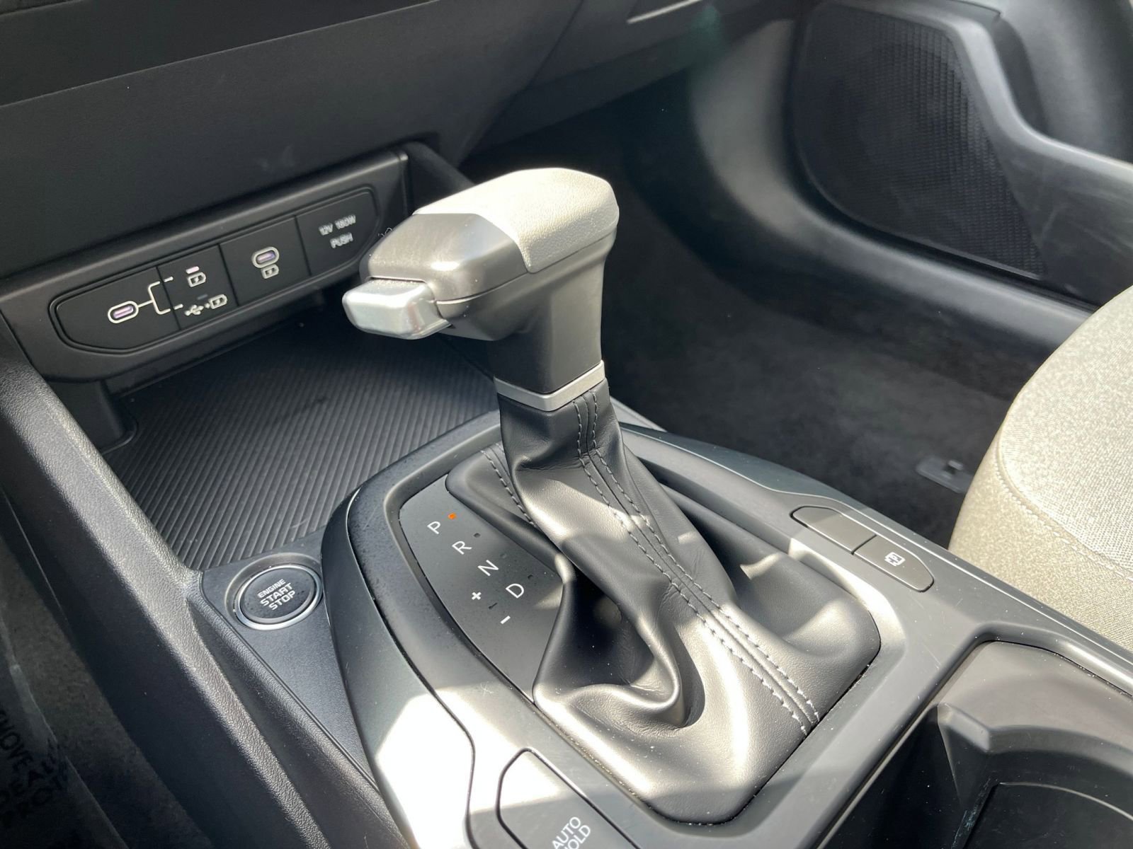 Used 2025 Kia K4 FWD image 42