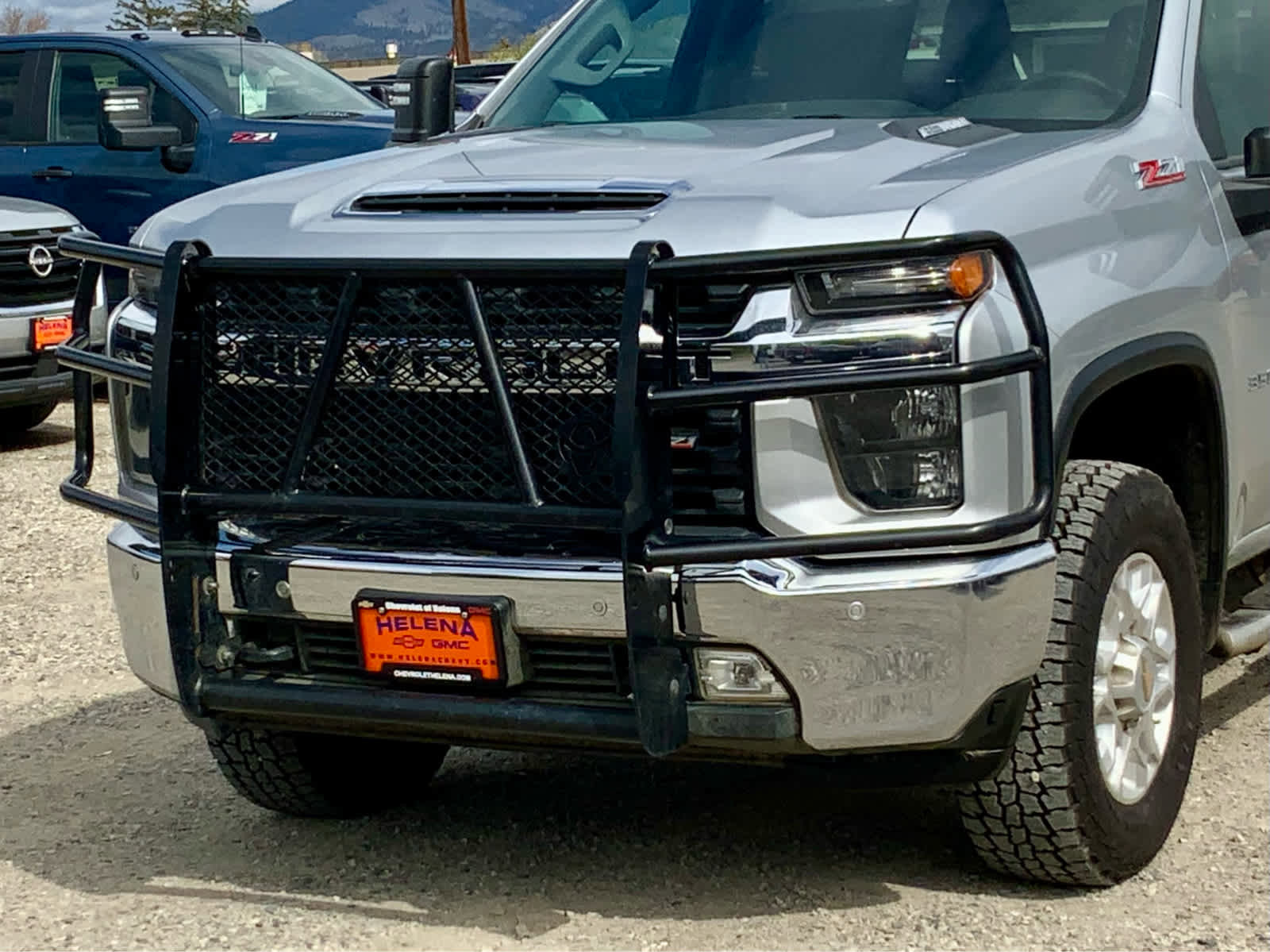 Used 2021 Chevrolet Silverado 3500 LT w/ Convenience Package AWD/4WD image 9