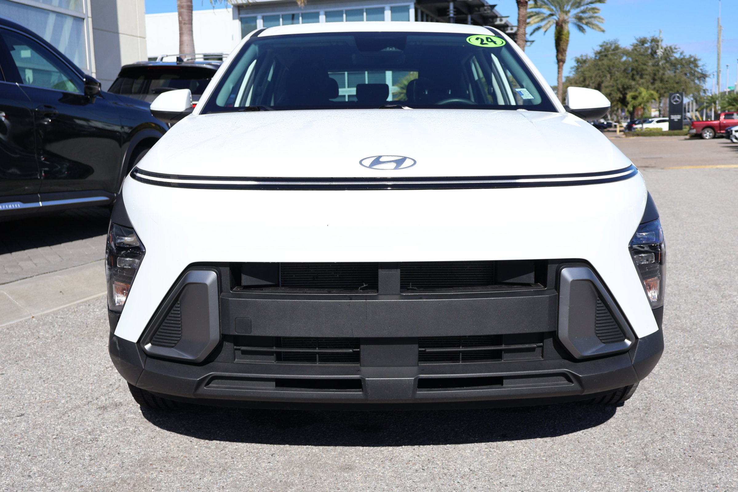 Used 2024 Hyundai Kona SE image 11