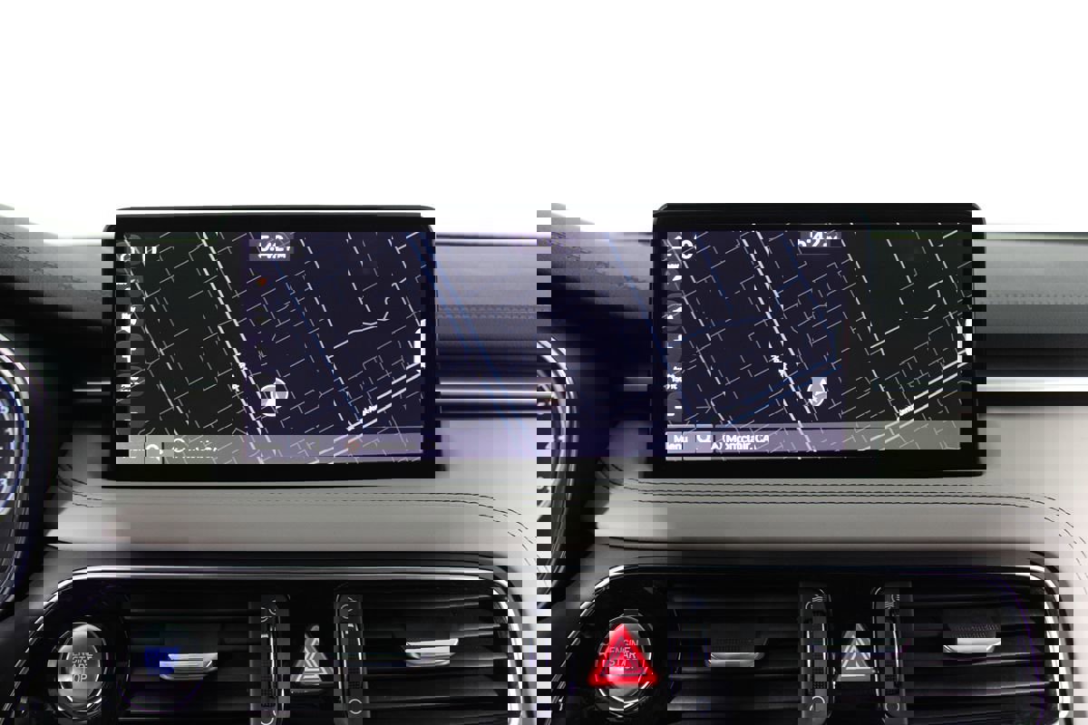 Used 2023 Genesis G70 2.0T w/ Sport Prestige Package image 18