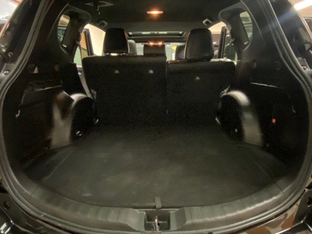 Used 2016 Toyota RAV4 SE FWD image 16