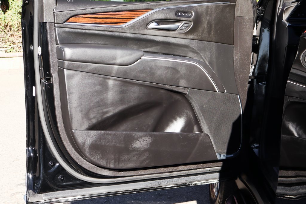 Used 2023 Cadillac Escalade Premium Luxury w/ LPO, Floor Liner Package image 15