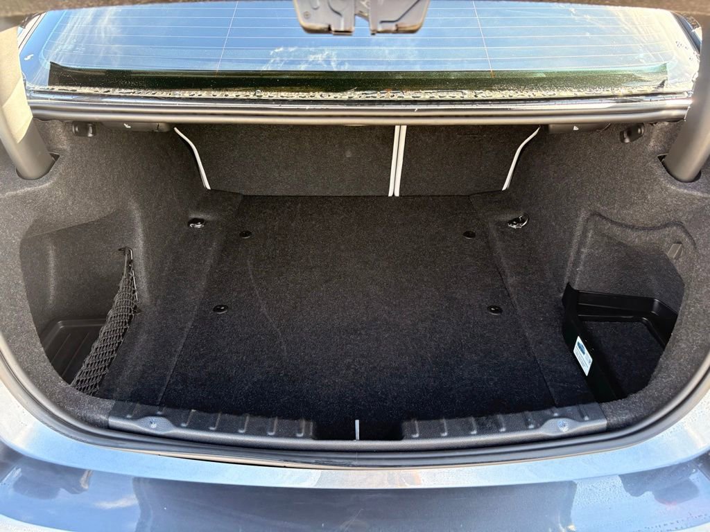 Used 2017 BMW M3 RWD image 32