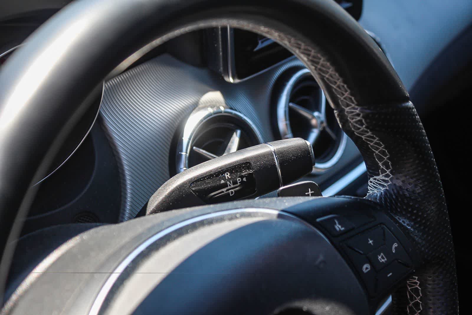 Used 2014 Mercedes-Benz CLA 250 image 24