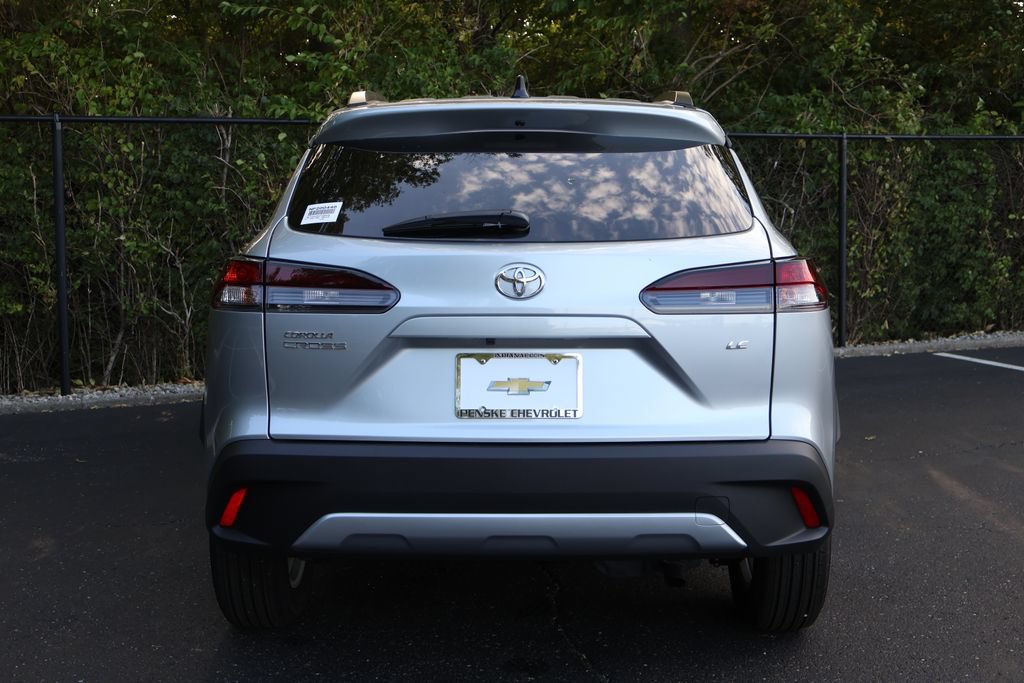 Used 2026 Toyota Corolla Cross LE FWD image 6