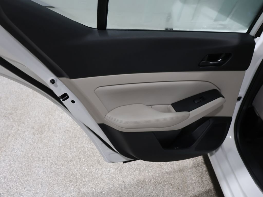 Used 2024 Nissan Altima 2.5 SV image 19