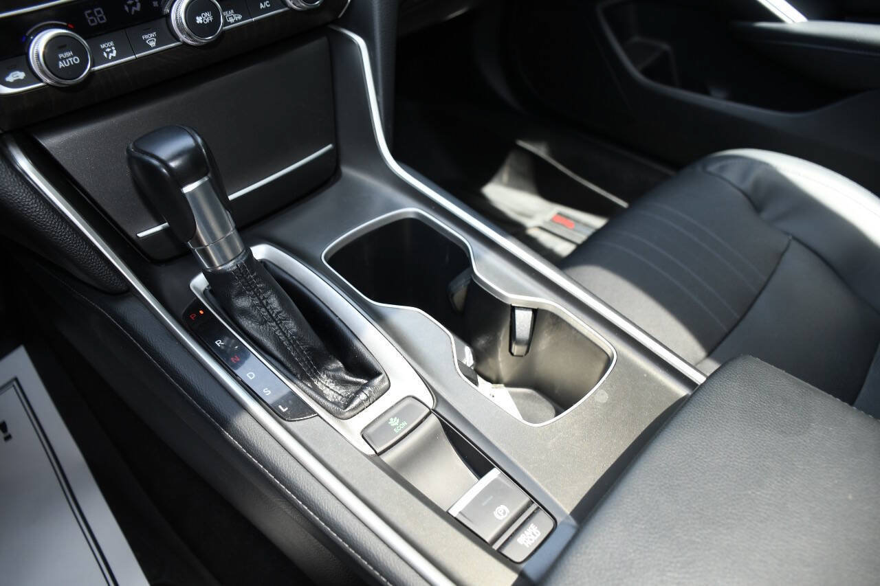 Used 2018 Honda Accord EX-L image 39